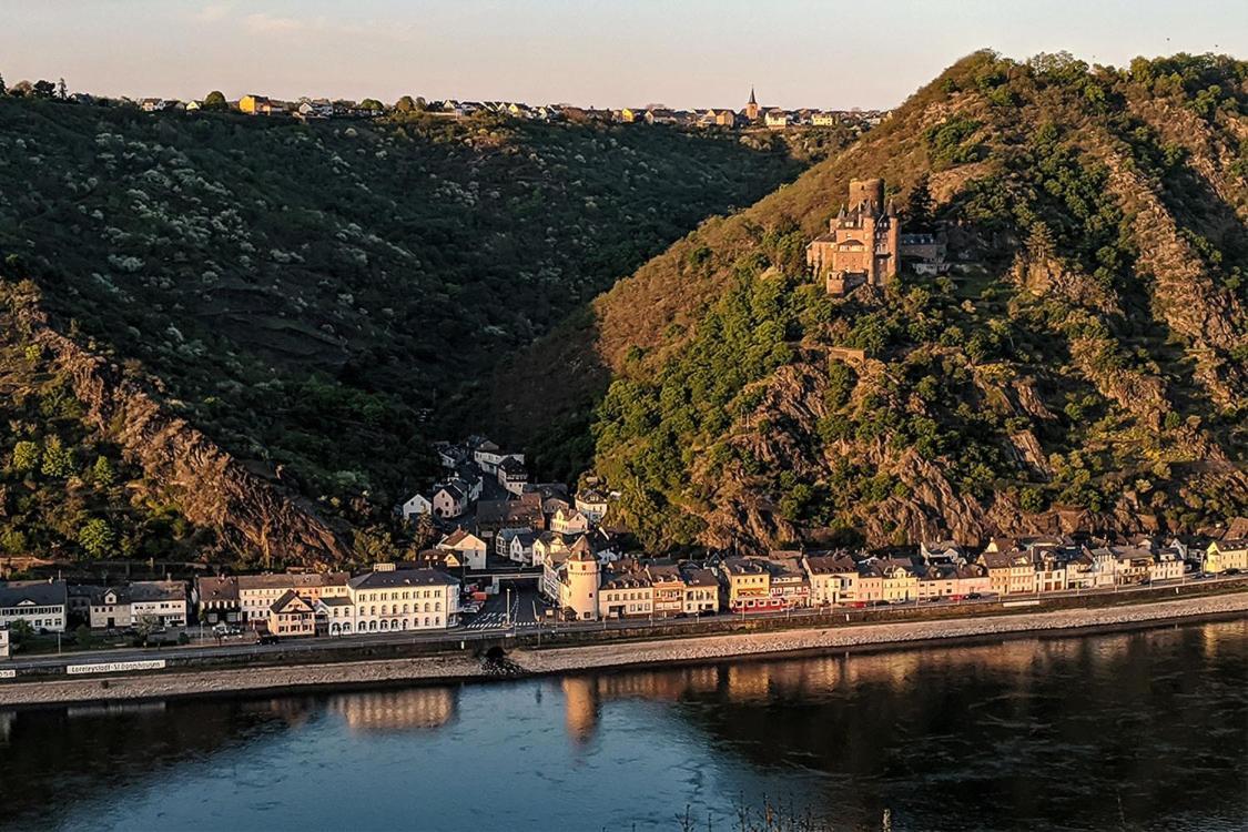 Alte Schreinerei, Charmantes Ferienhaus Gegenueber Der Loreley Sankt Goar Exterior photo